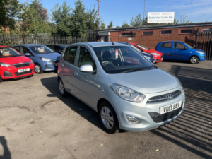 2013 Hyundai I10 1.2 Active in Silver — image 2