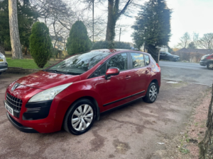 2011 Peugeot 3008 1.6 Hdi Active in Red — image 3