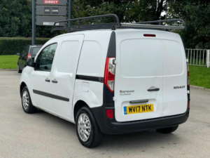 2017 Renault Kangoo 1.5 Dci Energy Ml19 Business Mwb Euro 6 (s/s) 5dr in White — image 4