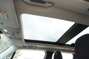 2015 Jeep Renegade 1.6 Renegade My16 1.6 Multijet Ii 120hp Longitude in White — image 2