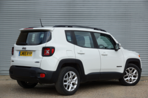 2015 Jeep Renegade 1.6 Renegade My16 1.6 Multijet Ii 120hp Longitude in White — image 5