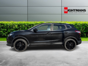 2014 Nissan Qashqai 1.5 Dci Tekna in Black — image 4