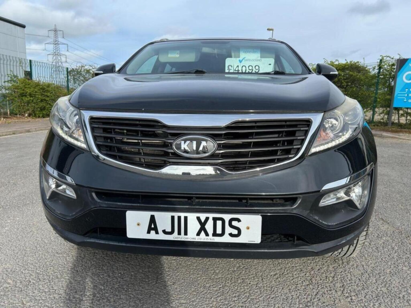 2011 Kia Sportage 2.0 Kx-2 AWD Euro 5 5dr in Black — image 1