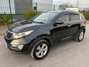 2011 Kia Sportage 2.0 Kx-2 AWD Euro 5 5dr in Black — image 2