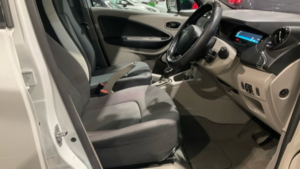 2015 Renault Zoe Dynamique Nav Electric Automatic White 5dr Low Tax+satnav in White — image 5