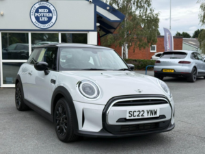 2022 MINI Hatch 1.5 Cooper Classic Euro 6 (s/s) 3dr in Silver — image 6