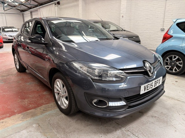 2015 Renault Megane 1.2 Limited Energy Tce 115 Stop & Start in Grey — image 1
