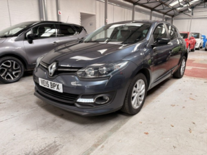 2015 Renault Megane 1.2 Limited Energy Tce 115 Stop & Start in Grey — image 2