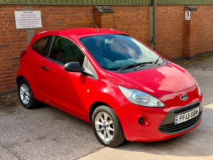 2013 Ford Ka 1.2 Studio Euro 5 (s/s) 3dr in Red — image 2