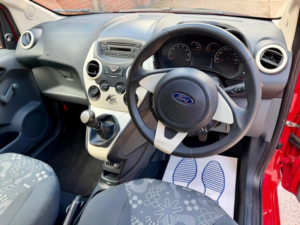 2013 Ford Ka 1.2 Studio Euro 5 (s/s) 3dr in Red — image 4