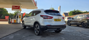 2017 Nissan Qashqai 1.6 Dig-T N-Connecta in White — image 4