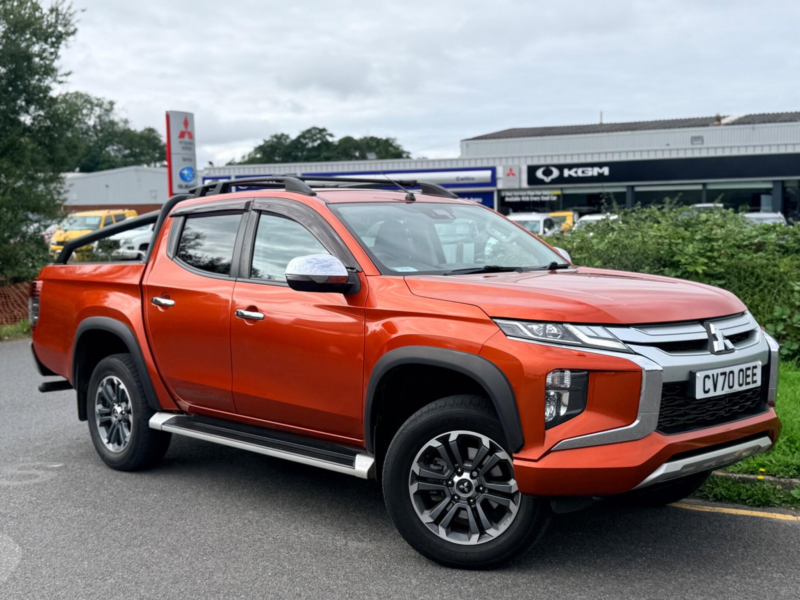 2020 Mitsubishi L200 2.2 Di-D Dc Barbarian 4WD Euro 6 (s/s) 4dr in Orange — image 1