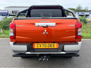 2020 Mitsubishi L200 2.2 Di-D Dc Barbarian 4WD Euro 6 (s/s) 4dr in Orange — image 6
