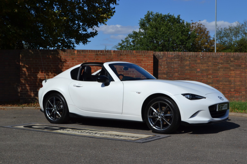 2019 Mazda Mx-5 Rf 2.0 Skyactiv-G Sport Nav in White — image 1