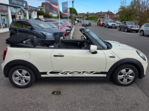 2020 MINI Convertible 1.5 Cooper Classic Convertible 2dr Petrol Manual Euro 6 (s/s) (136 Ps) in White — image 2