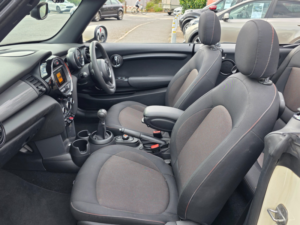 2020 MINI Convertible 1.5 Cooper Classic Convertible 2dr Petrol Manual Euro 6 (s/s) (136 Ps) in White — image 6