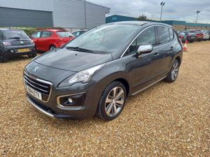 2014 Peugeot 3008 1.6 Hdi Allure Euro 5 5dr in Grey — image 4