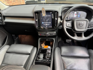 2021 Volvo Xc40 1.5h T5 Twin Engine Recharge 10.7kwh Inscription Pro Auto Euro 6 (s/s) 5dr in Black — image 4