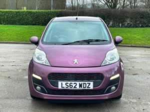 2012 Peugeot 107 1.0 12v Envy Euro 5 5dr in Purple — image 3
