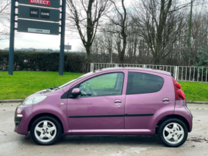 2012 Peugeot 107 1.0 12v Envy Euro 5 5dr in Purple — image 5