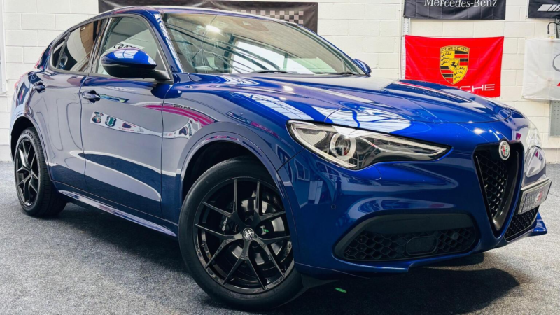 2021 Alfa Romeo Stelvio 2.0t Veloce Auto Q4 AWD Euro 6 (s/s) 5dr in Blue — image 1