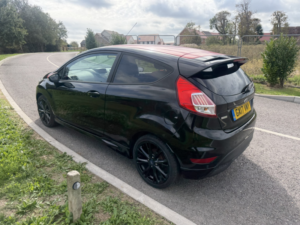 2017 Ford Fiesta 1.0 T Ecoboost Zetec S in Black — image 5