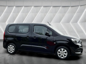 2020 Vauxhall Combo Life 1.5 Turbo D Blueinjection Energy Auto Euro 6 (s/s) 5dr in Black — image 4