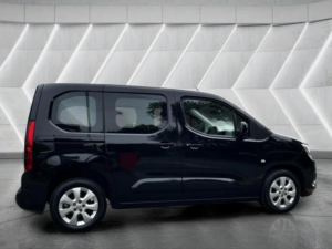2020 Vauxhall Combo Life 1.5 Turbo D Blueinjection Energy Auto Euro 6 (s/s) 5dr in Black — image 6