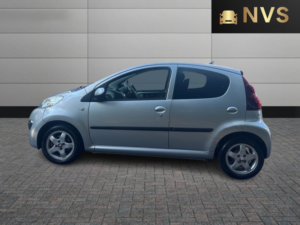 2013 Peugeot 107 1.0 12v Allure in Silver — image 4