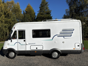 1998 Hymer B544