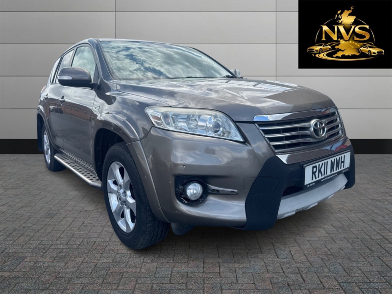 2011 Toyota Rav4 2.2 D-Cat Sr in Beige — image 1
