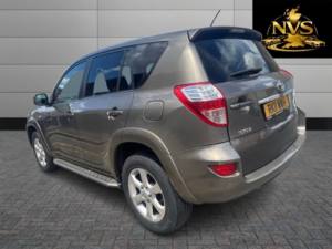 2011 Toyota Rav4 2.2 D-Cat Sr in Beige — image 5