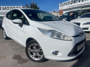 2012 Ford Fiesta 1.25 Zetec 3dr in White — image 6