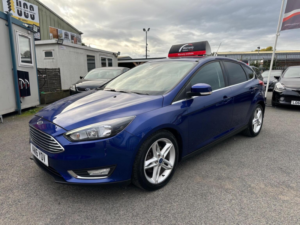 2016 Ford Focus 1.0t Ecoboost Titanium Euro 6 (s/s) 5dr in Blue — image 3