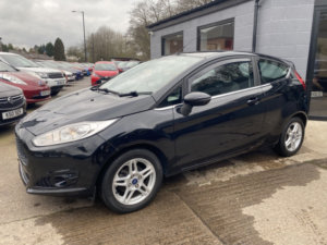 2013 Ford Fiesta 1.0 Zetec in Black — image 4