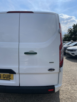 2018 Ford Transit Custom 2.0 280 Ecoblue Trend in White — image 5