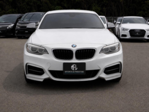 2014 BMW 2 Series 3.0 M235i Auto Euro 6 (s/s) 2dr in White — image 4