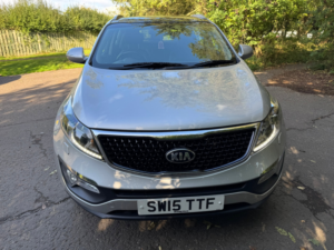 2015 Kia Sportage 2.0 Crdi Kx-3 SUV 5dr Diesel Auto AWD Euro 5 (134 Bhp) in Silver — image 2