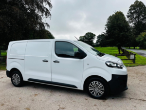 2024 Citroen Dispatch 1.5 Bluehdi 1000 Enterprise Edition M Fwd 2 Euro 6 (s/s) 6dr in White — image 2