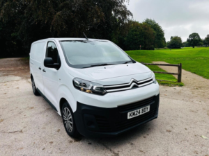 2024 Citroen Dispatch 1.5 Bluehdi 1000 Enterprise Edition M Fwd 2 Euro 6 (s/s) 6dr in White — image 4