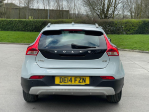 2014 Volvo V40 Cross Country 1.6 D2 Lux Powershift Euro 5 (s/s) 5dr in Blue — image 6