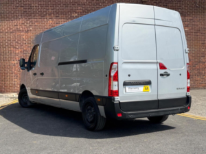2023 Renault Master 2.3 Dci 35 Business+ Fwd Lwb Medium Roof Euro 6 4dr in Grey — image 3