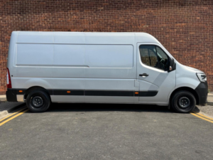 2023 Renault Master 2.3 Dci 35 Business+ Fwd Lwb Medium Roof Euro 6 4dr in Grey — image 5