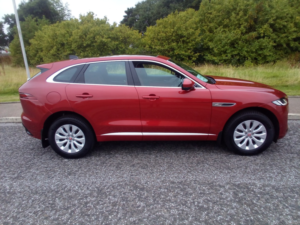 2021 Jaguar F-Pace 2.0 D165 Mhev R-Dynamic S Auto 4WD in Red — image 4