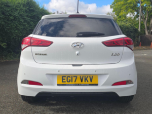 2017 Hyundai I20 1.4 Premium Se Nav Auto Euro 6 5dr in White — image 6