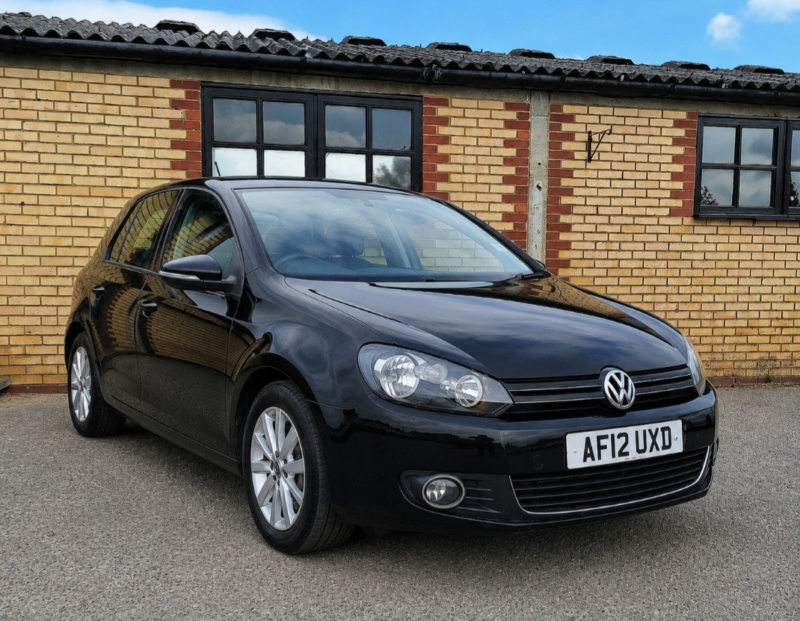 2012 Volkswagen Golf 2.0 Tdi Gt in Black — image 1