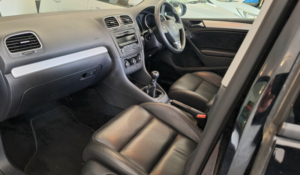 2012 Volkswagen Golf 2.0 Tdi Gt in Black — image 4