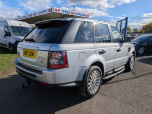 2010 Land Rover Range Rover Sport 3.0 Td V6 Se in Silver — image 4