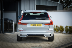 2023 Volvo Xc60 2.0 Plus Dark B4 AWD (197 Hp) in Grey — image 6
