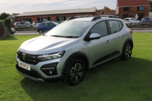 2021 Dacia Sandero Stepway 1.0 Stepway Prestige Tce 90 in Grey — image 4